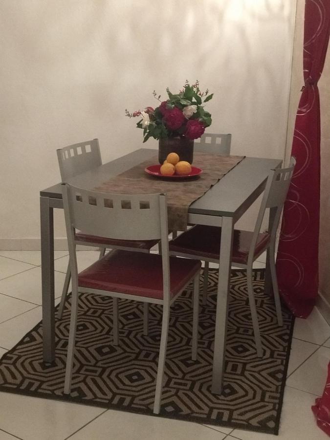 شقة Chambre Moon Ray Proche Paris ستينس المظهر الخارجي الصورة