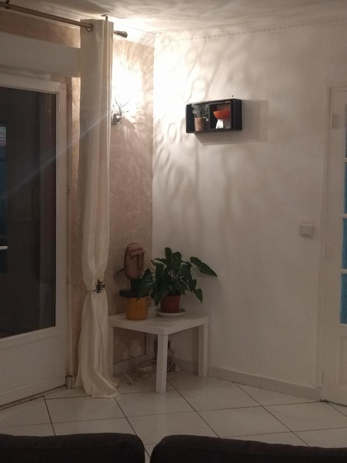 شقة Chambre Moon Ray Proche Paris ستينس المظهر الخارجي الصورة