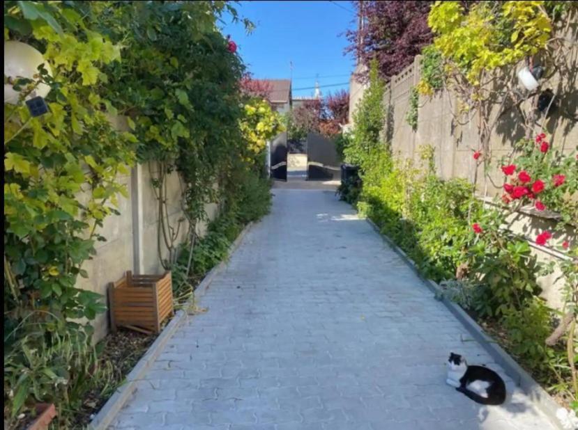 شقة Chambre Moon Ray Proche Paris ستينس المظهر الخارجي الصورة
